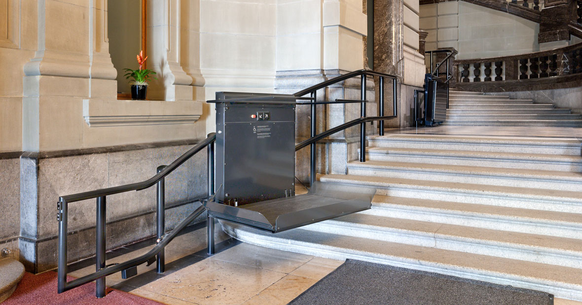 plateforme monte-escalier